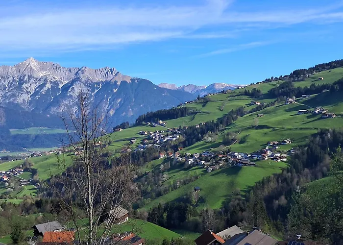 Dahoam Am Berg Apartment *