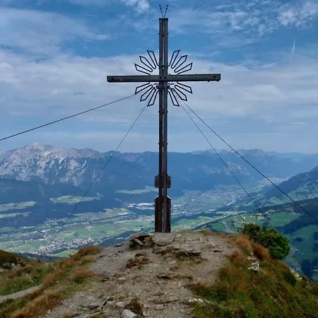 Dahoam Am Berg *